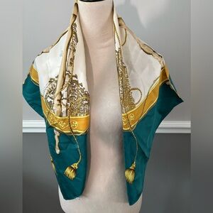 Asian Elegant Silk Scarf